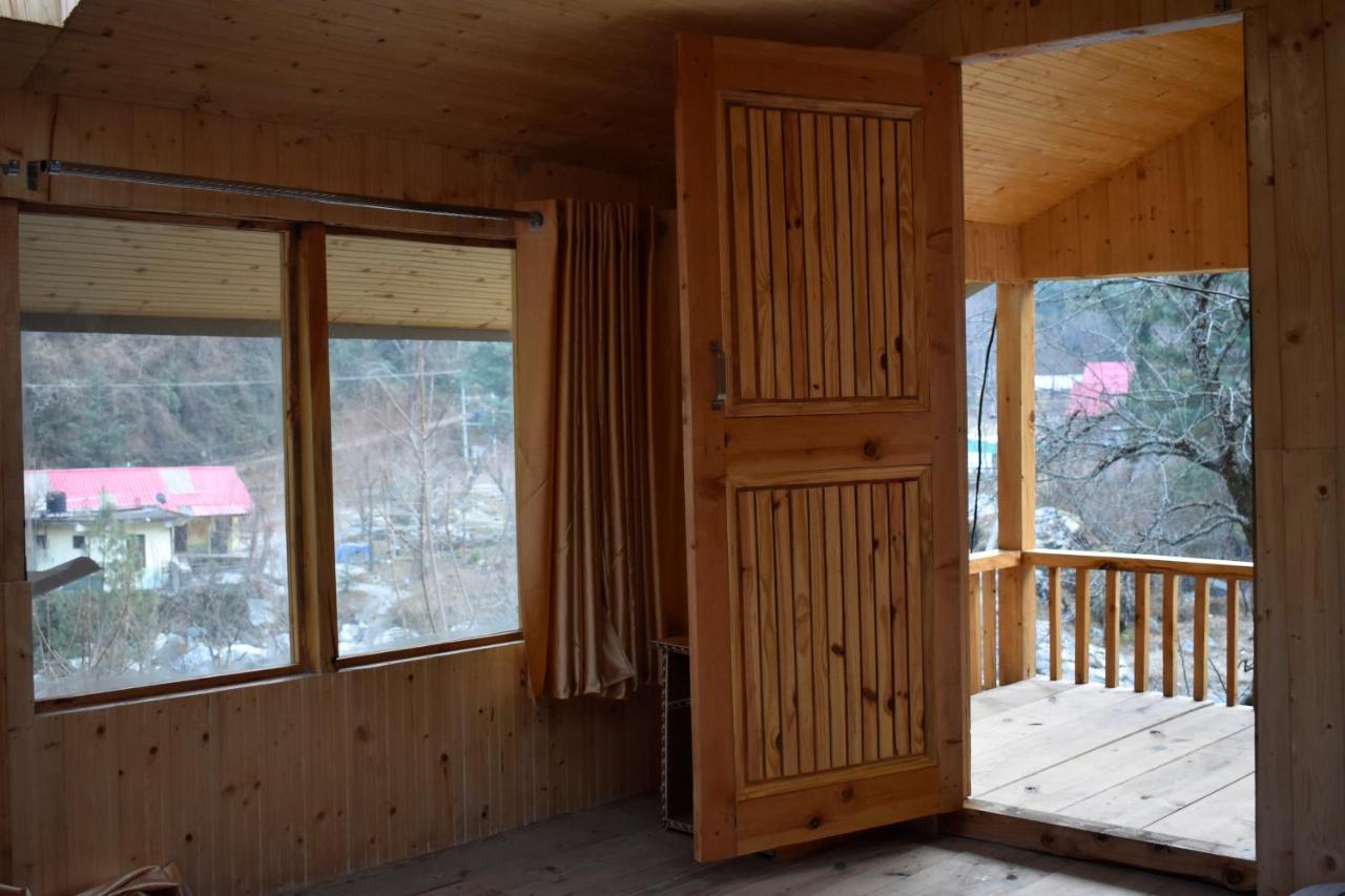Moksha - By The River Villa Jibhi Exterior foto